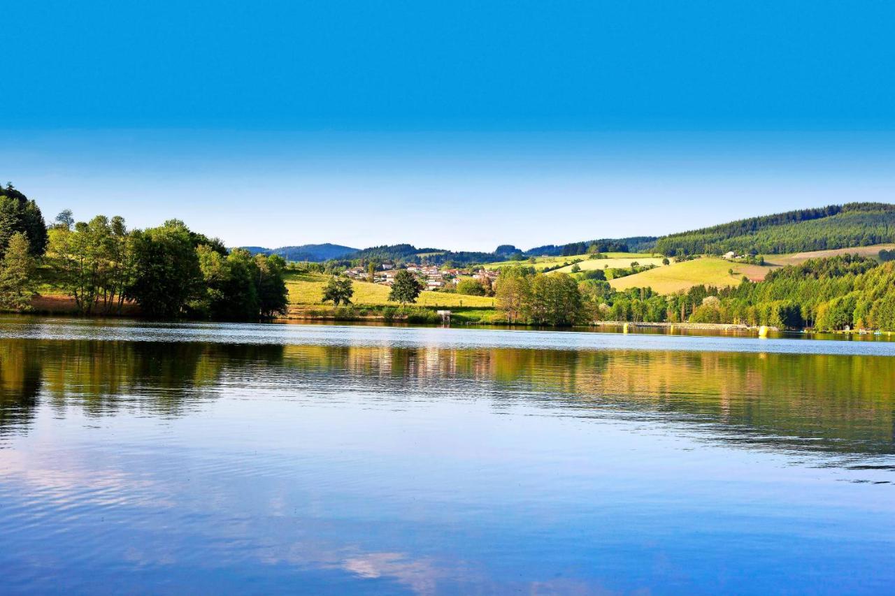 Camping Le Lac Des Sapins Cublize Zewnętrze zdjęcie